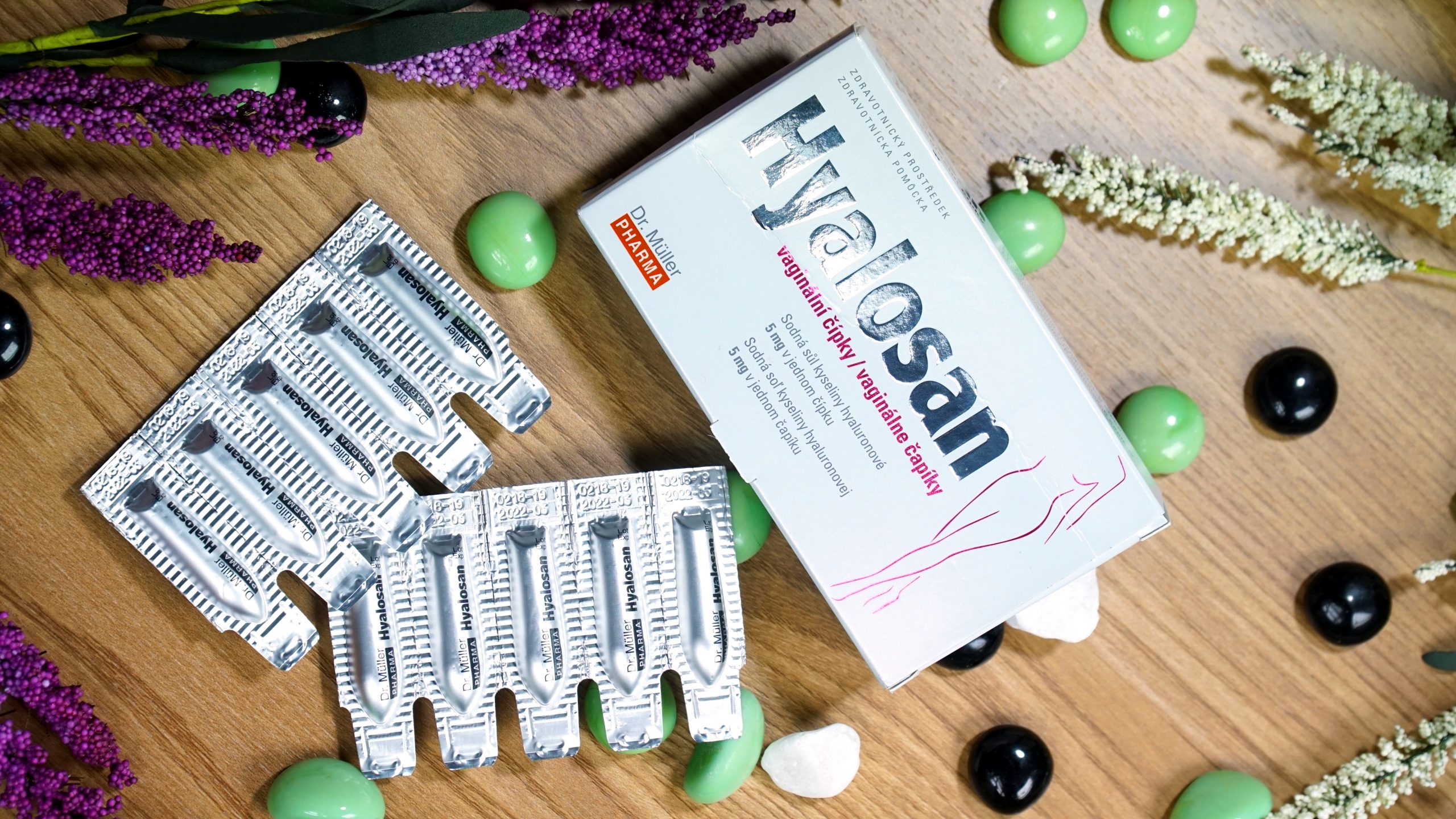 Hyalosan vaginal suppositories - Viên đặt hỗ trợ điều trị khô âm đạo hiệu quả của châu Âu